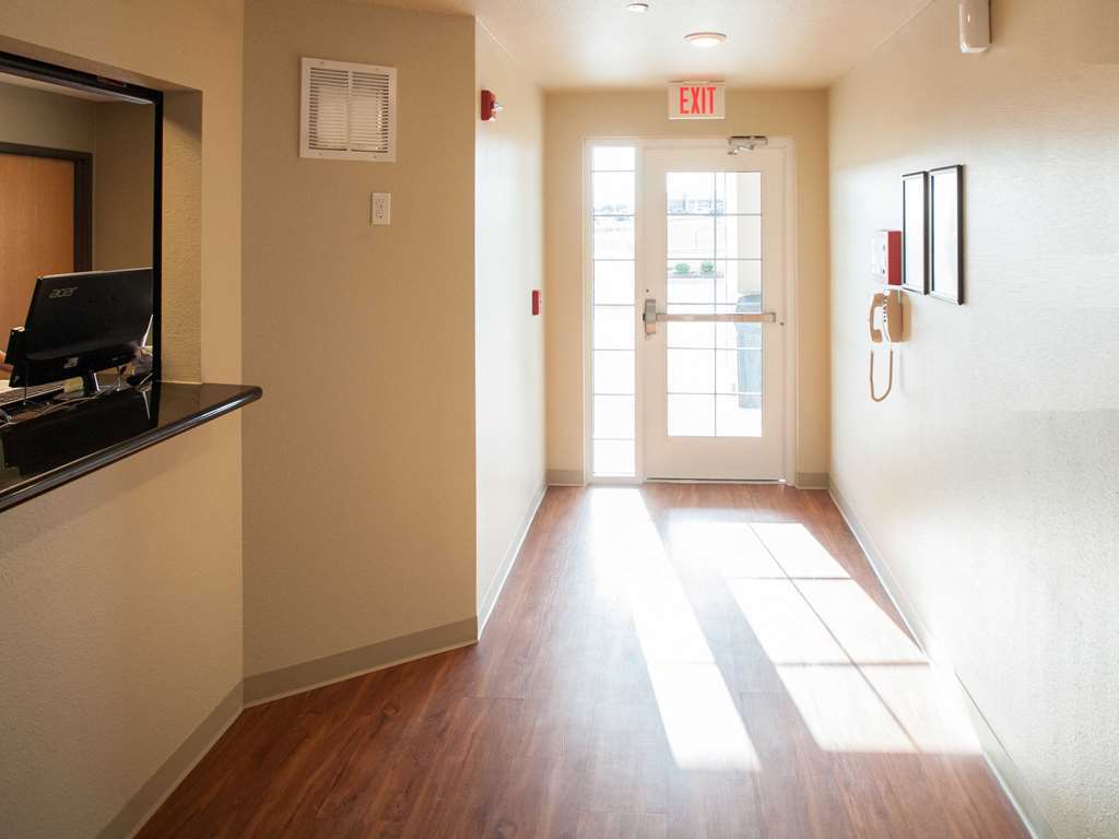 Woodspring Suites | North Charleston Airport I-526 내부 사진