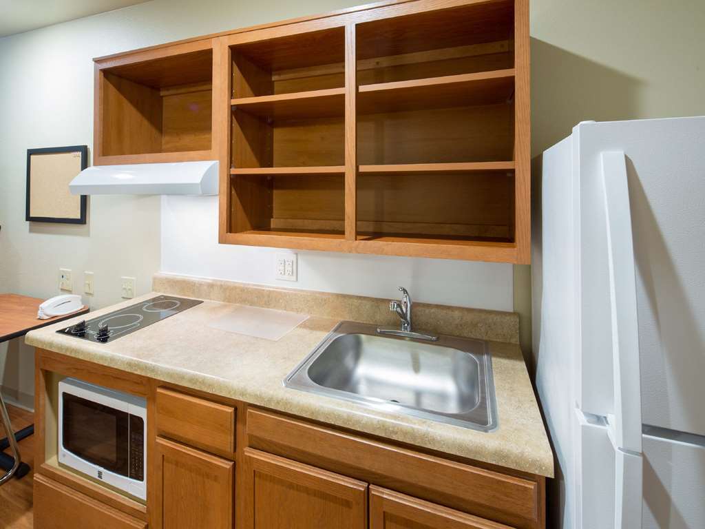 Woodspring Suites | North Charleston Airport I-526 객실 사진